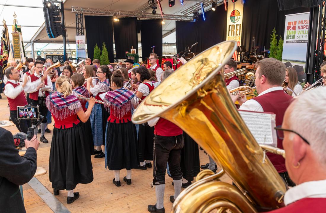 Freischießen Bieranstich